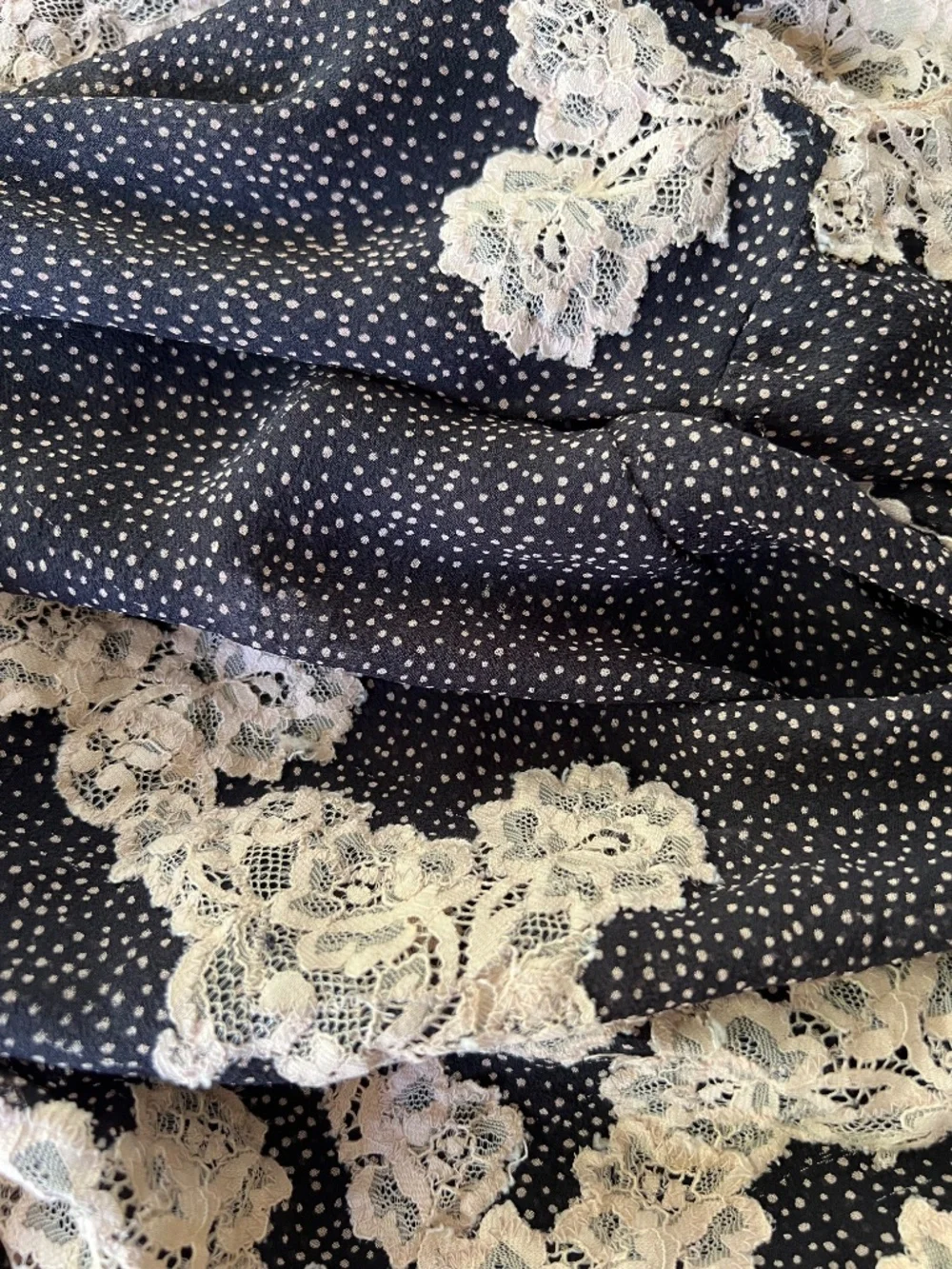 Elle Macpherson Intimates 100% Silk Black Polka Dot Lace Chemise Slip Size Large